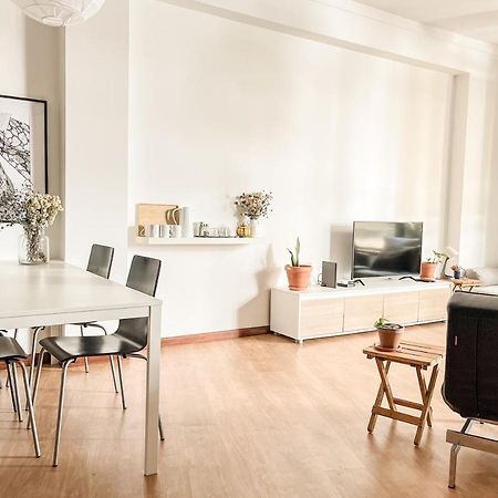 Central Loft With Free Parking 波尔图 外观 照片